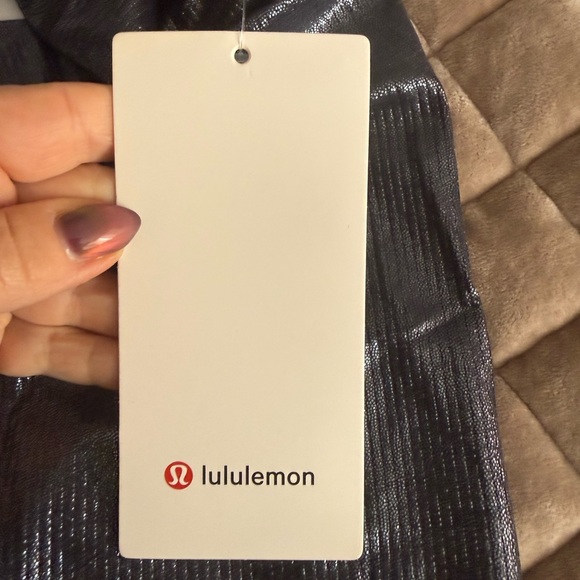 lululemon Shimmering Black/Blue Leggings - Picture 3 of 6